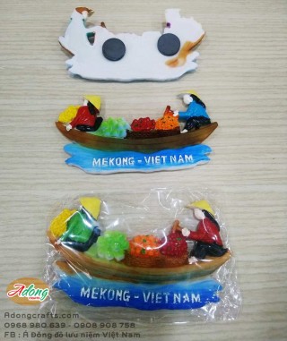 Nam châm poly Mekong chèo thuyền chợ nổi  trang trí tủ lạnh - hình ảnh lưu niệm Việt Nam